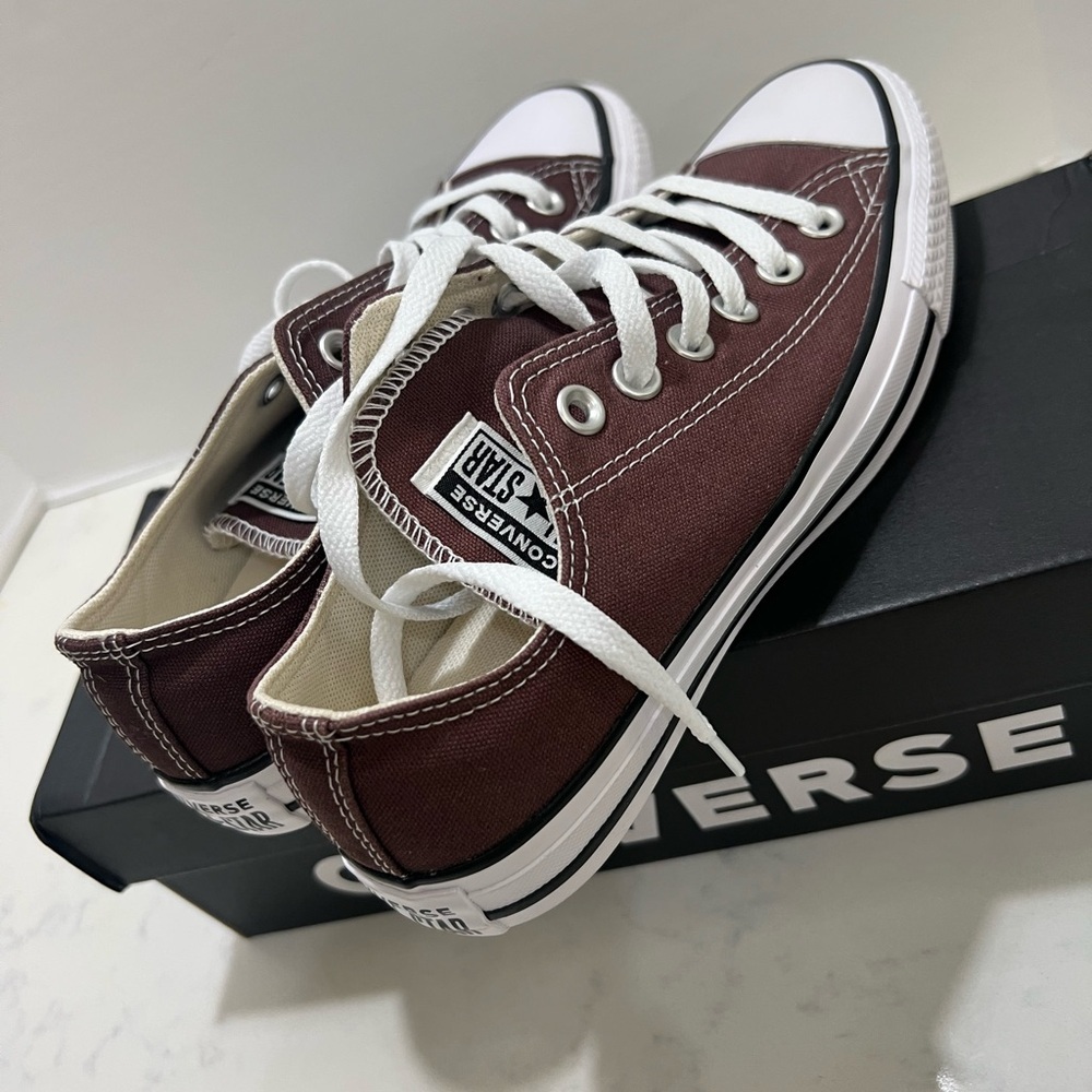 Converse Unisex Low Top Sneakers - Purple and White - Picture 6 of 11